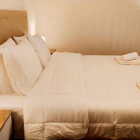 Uni Island - City Center Suites كاندية المظهر الخارجي الصورة