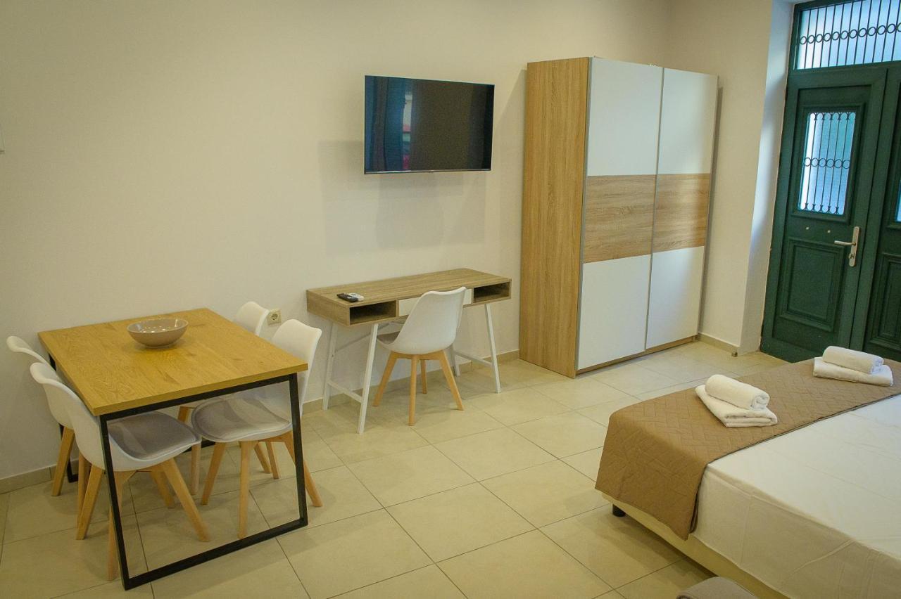 Uni Island - City Center Suites كاندية المظهر الخارجي الصورة